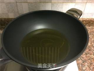 泡椒豆豉干烧鱼的做法步骤：4