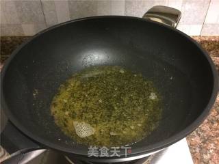 泡椒豆豉干烧鱼的做法步骤：6