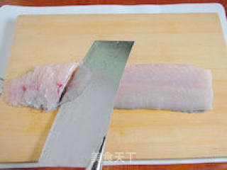 【酸汤鱼片火锅】-- 附片鱼详细过程的做法步骤：9