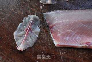 我家妈妈爱吃的【私家炝锅鱼】12图解蝴蝶鱼片的片法的做法步骤：8