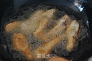 在家自制“鱼肉外酥里嫩、汤汁咸鲜适口”的江南风味【爆鱼面】的做法步骤：9