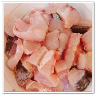 美味下饭饭的开胃菜菜-------------剁椒凉粉鱼的做法步骤：1