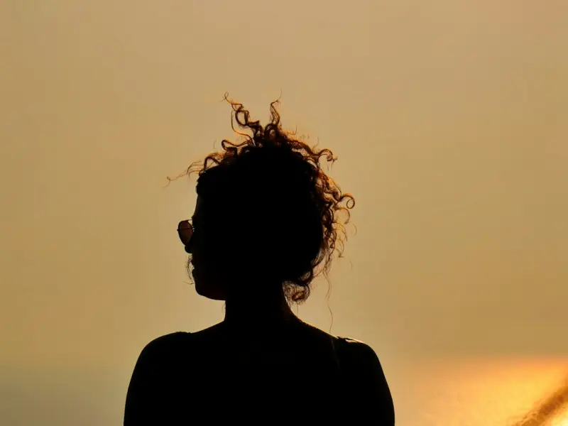 一段能挽回女人的话_一个冷漠绝情的女人,4句话让她主动回头,挽回纯干货话术 一段能挽回女人的话_一个冷漠绝情的女人,4句话让她主动回头,挽回纯干货话术