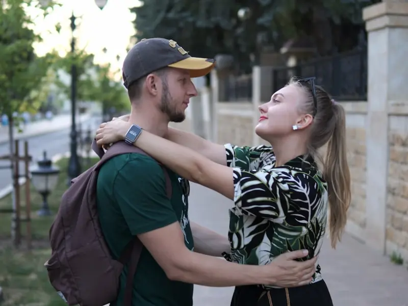 女朋友要分手该怎么挽回_女朋友提分手？别慌，这3步让她主动回头