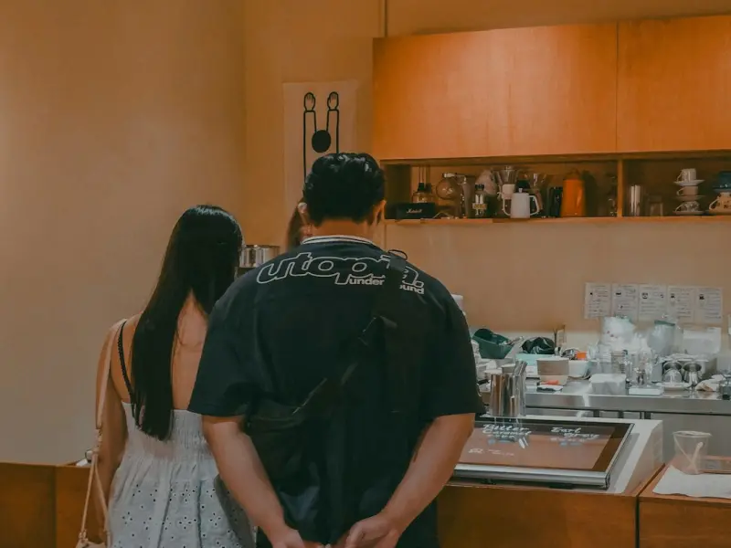 前男友有了新女友怎么挽回?别急着联系,先做这3件事让他后悔 前男友有了新女友怎么挽回?别急着联系,先做这3件事让他后悔